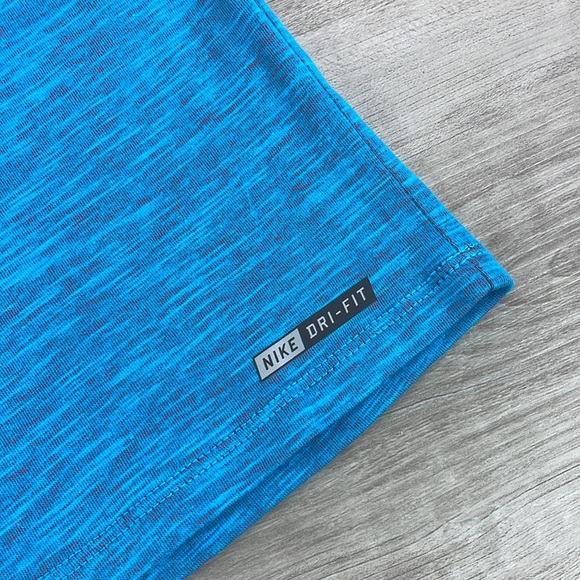 HURLEY - DEF STATION TEE SHIRT - Picture 6 of 6